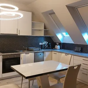 https://hajnal-apartman-szeged.szeged-hotels.com