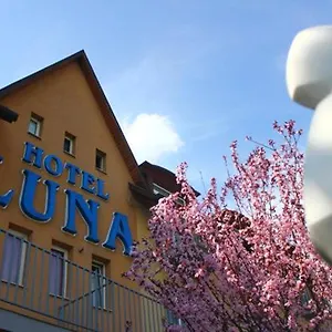 Luna Budapesta